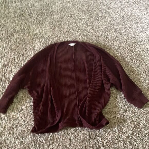 Aeropostale Burgundy Sweater  - Picture 1 of 1